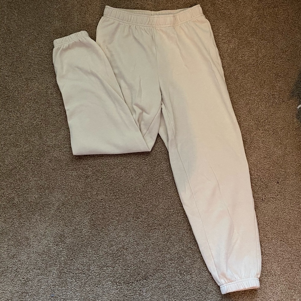 Cream Pacsun Sweatpants